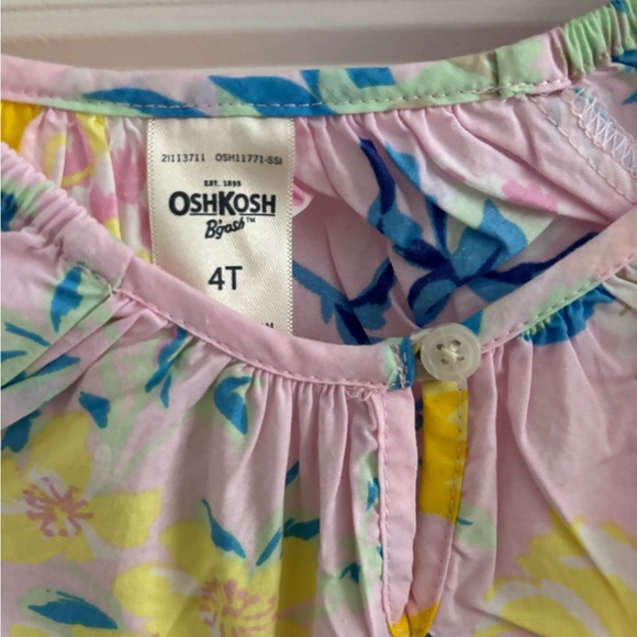 Oshkosh blouse- Size 4T - Picture 1 of 3